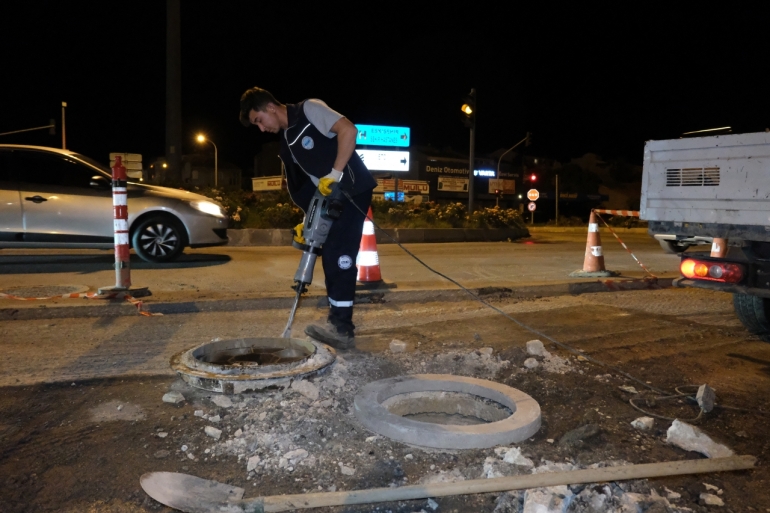 ESK EKPLERNDEN GECE BAKIM ve TEMZLK ALIMASI