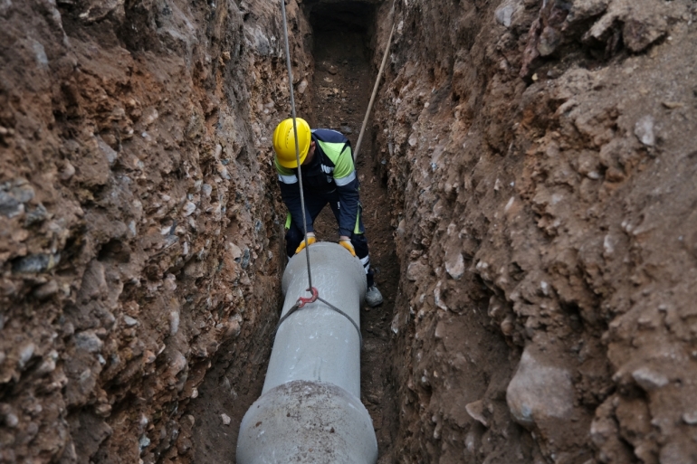 ALTYAPI YENİLEME ÇALIŞMALARI SÜRÜYOR
