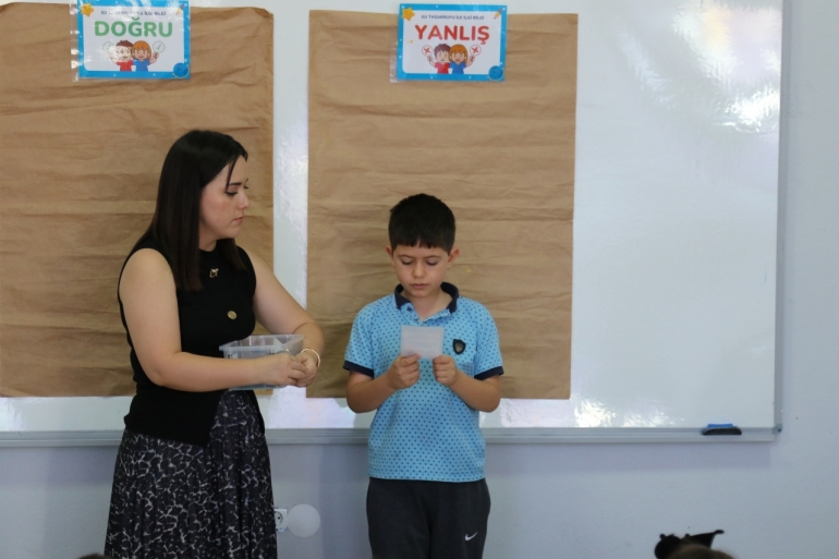 SU KAHRAMANLARI YAZ ATÖLYELERİNDE 372 ÇOCUKLA BULUŞTU