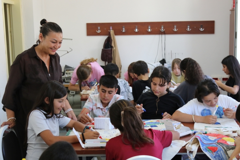 SU KAHRAMANLARI YAZ ATÖLYELERİNDE 372 ÇOCUKLA BULUŞTU