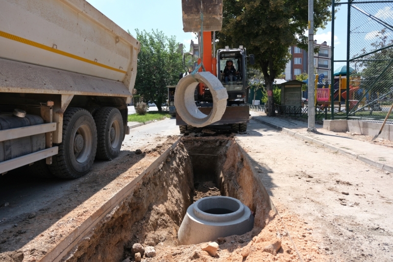 YENİ KANALİZASYON HATLARI TAMAMLANDI