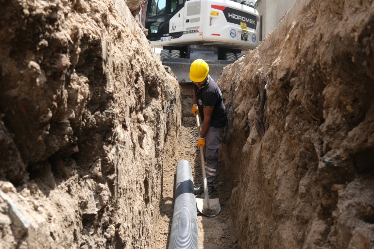 YENİ KANALİZASYON HATLARI TAMAMLANDI